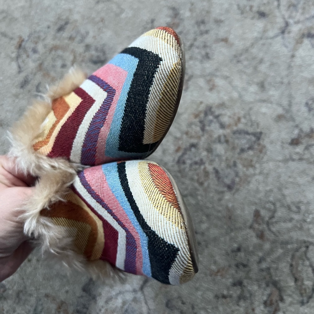 Universal Thread Multicolor Chevron Fur-Trimmed M… - image 7